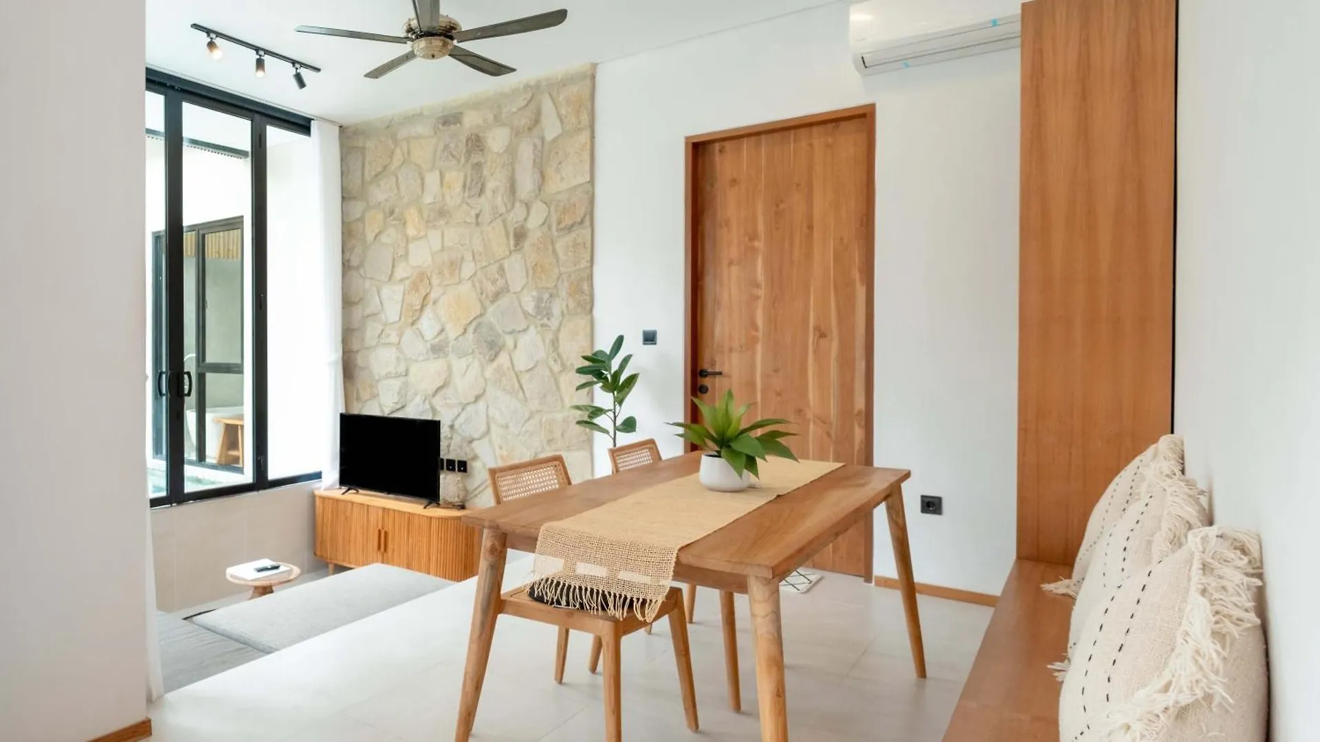 Villa Serenya By Villa Finder Ubud  Ubud (Bali)
